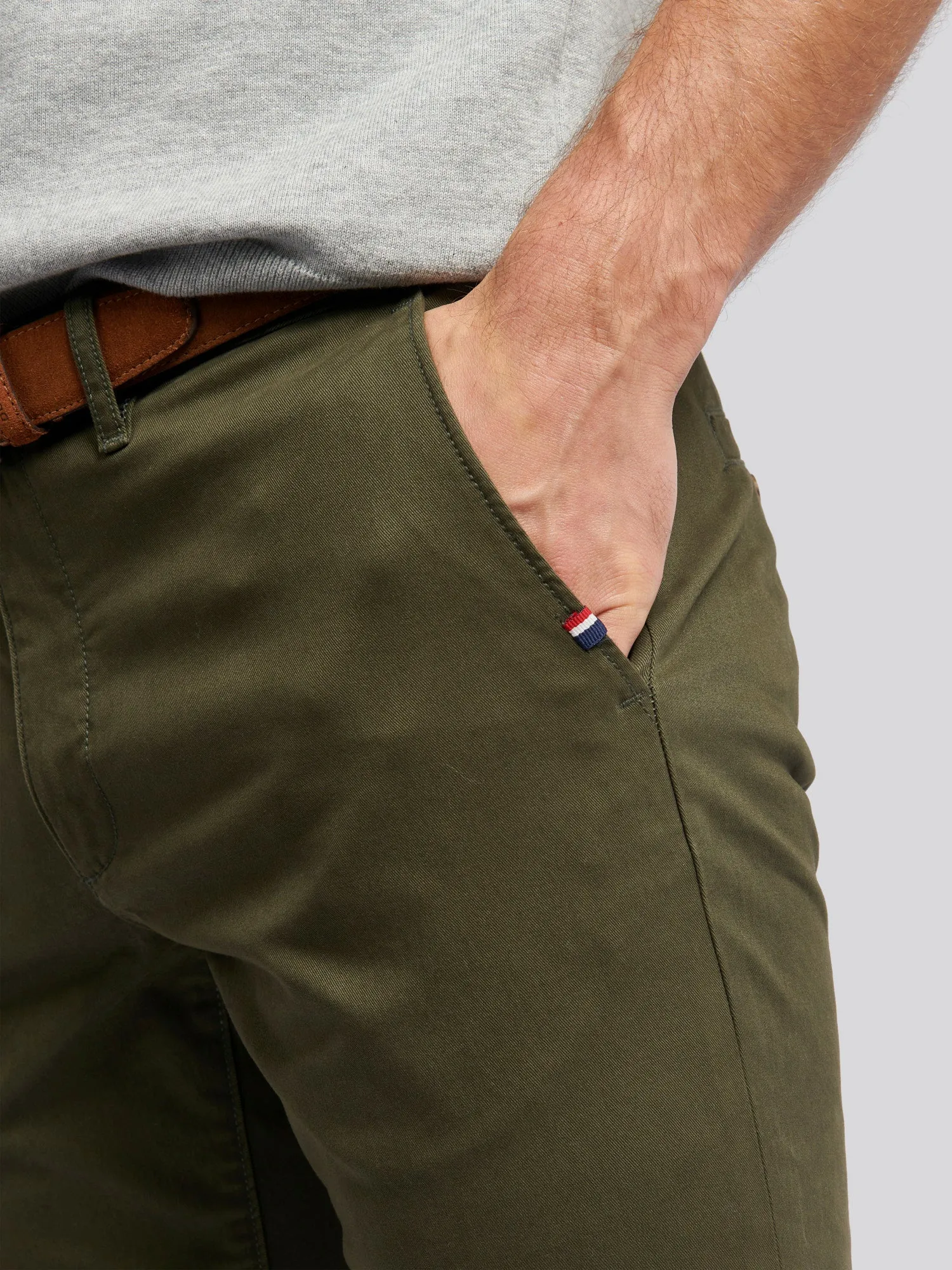 Mens Classic Chinos in Forest Night