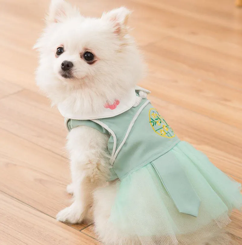 New spring and summer thin cute puppy and cat vest skirt