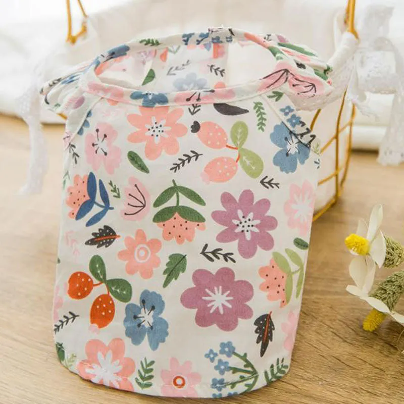 New spring and summer thin cute puppy and cat vest skirt