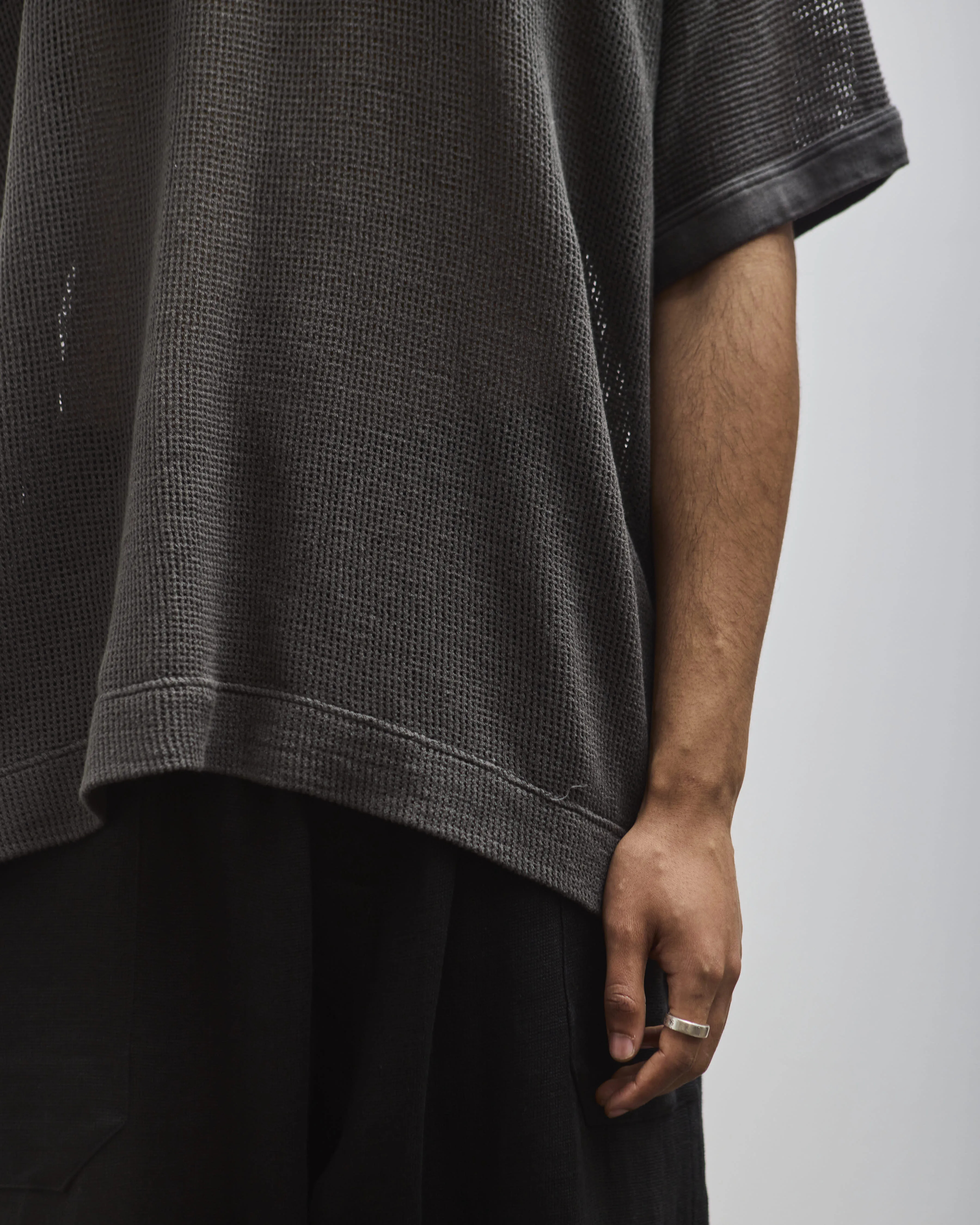 O-Project Basic Tee, Off Black Mesh