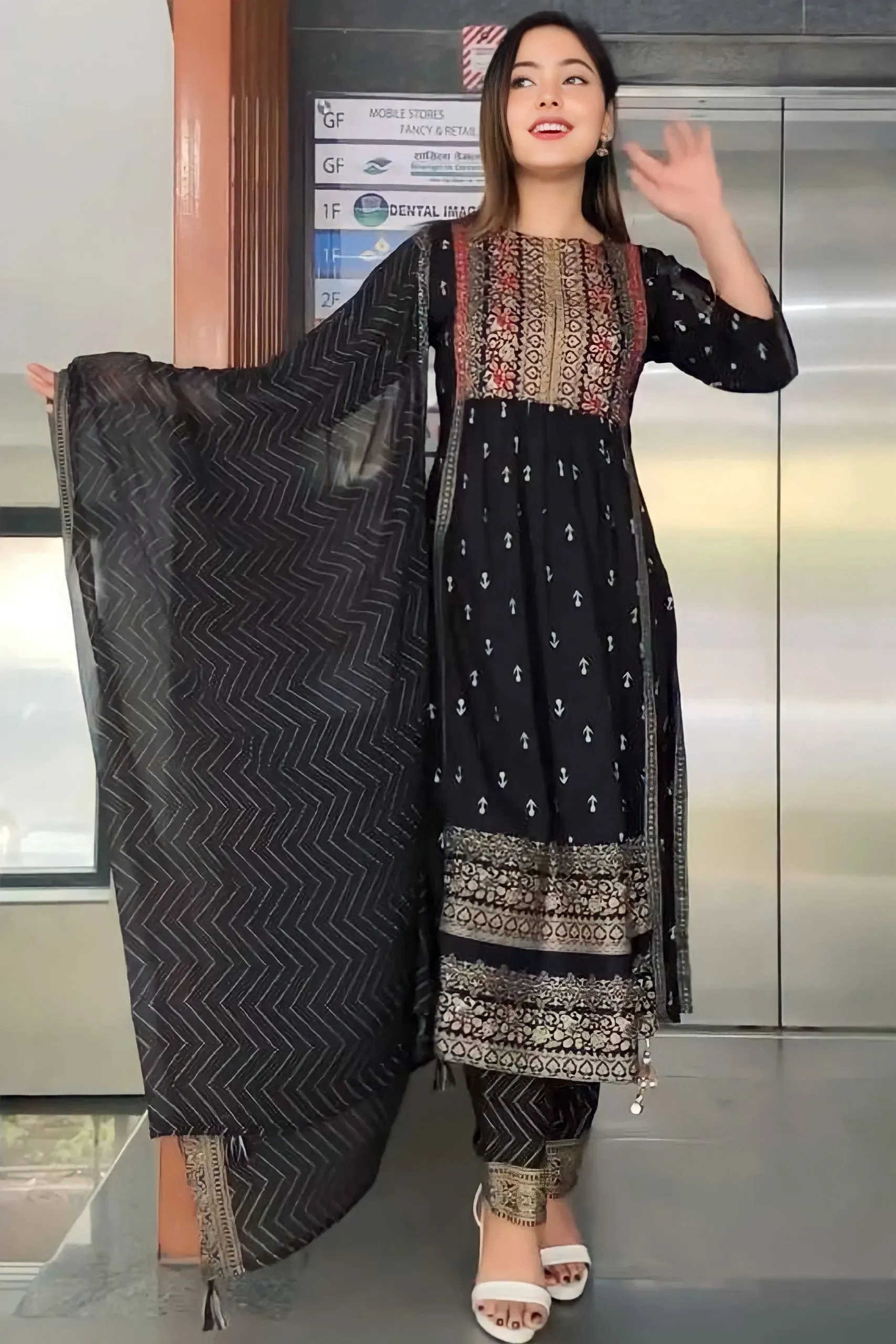 Red Color Georgette Gown Dress For Girls