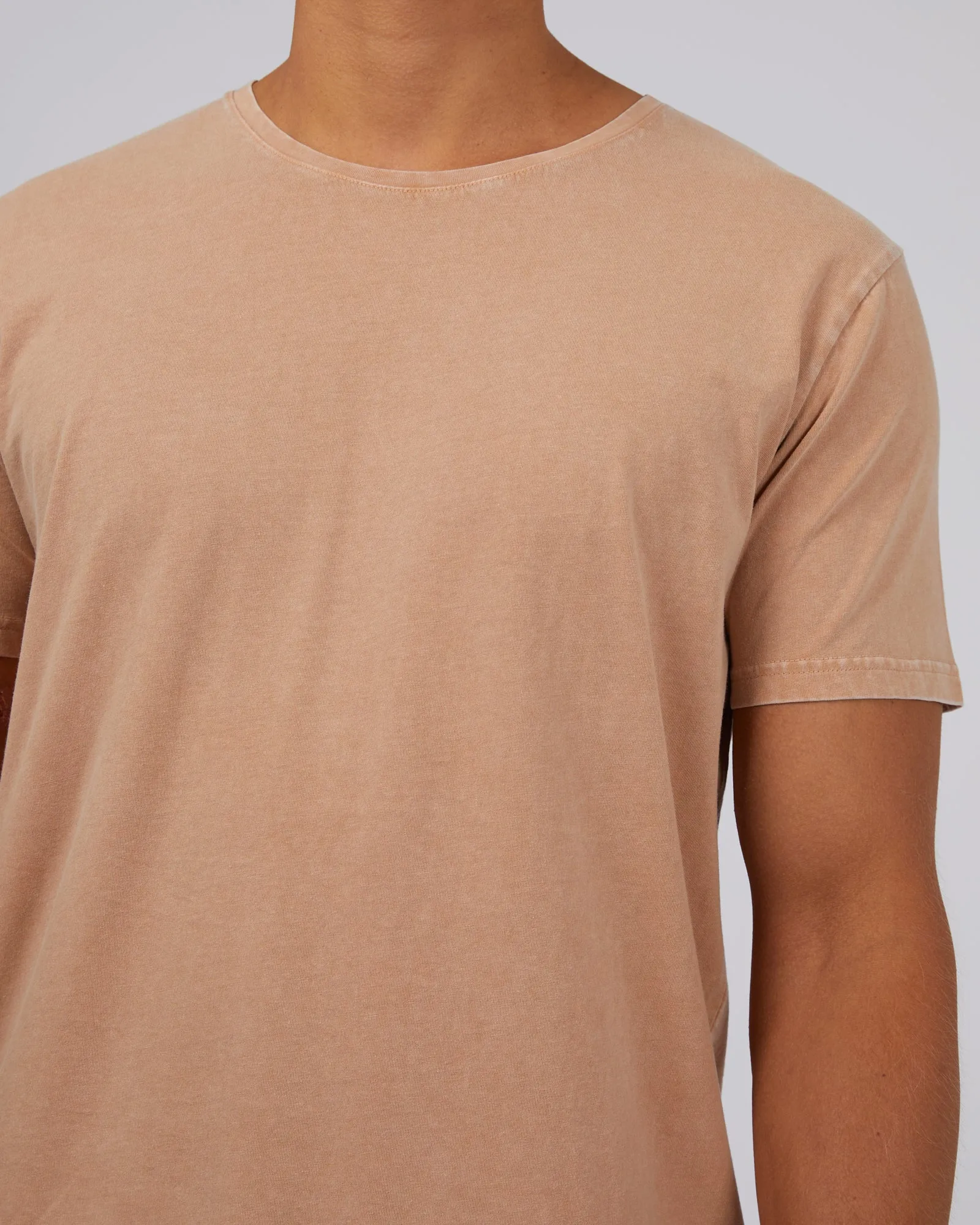 Tail Tee Amber