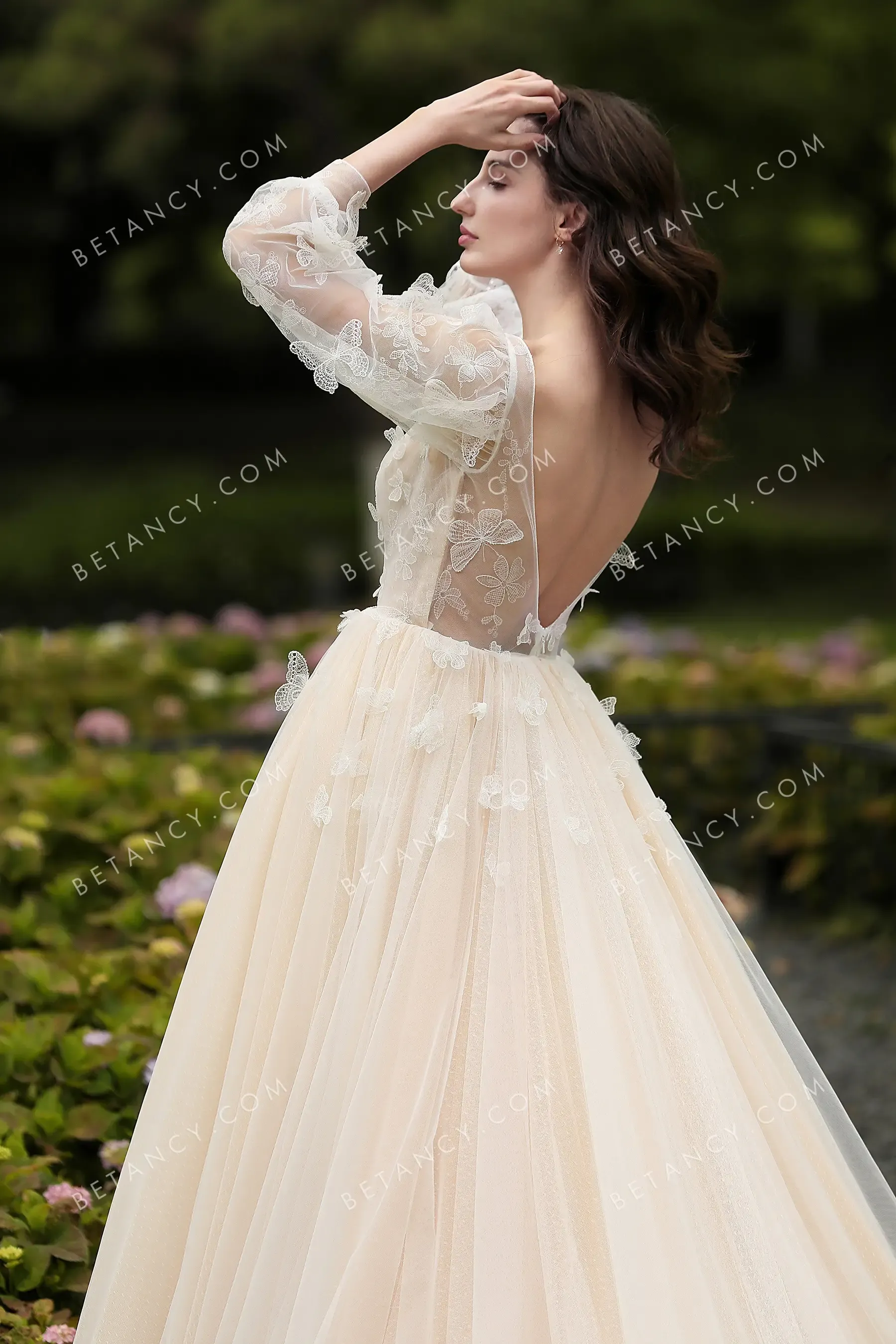 Vivid 3D Butterfly Bishop Sleeve Nude Wedding Dress