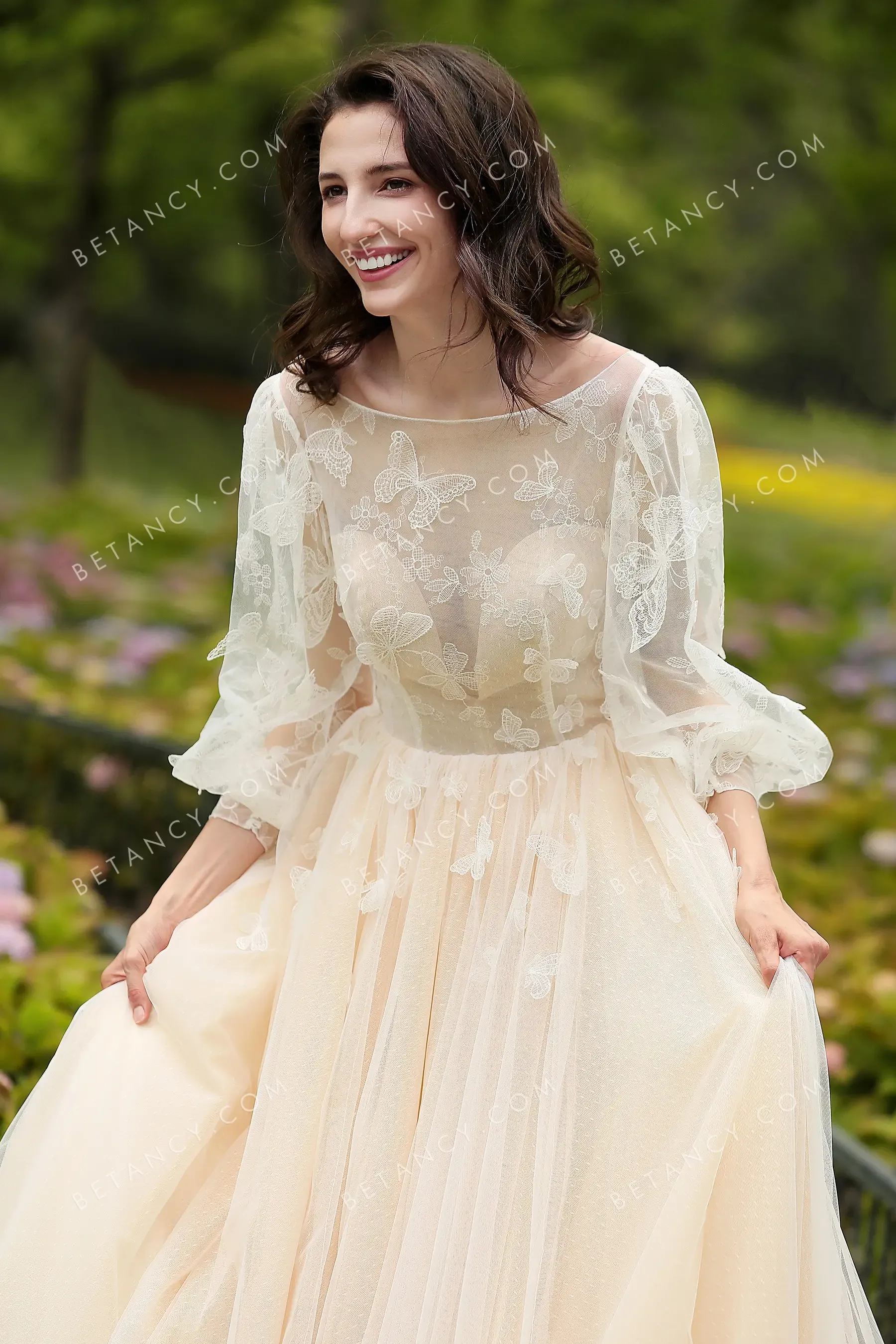 Vivid 3D Butterfly Bishop Sleeve Nude Wedding Dress